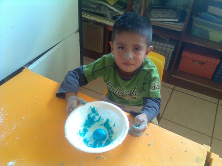 Campo formativo: Desarrollo físico y salud. Actividad: Realizar figuras con pasta para hacer dulces. Rocio Citlalli Delgado Torres
